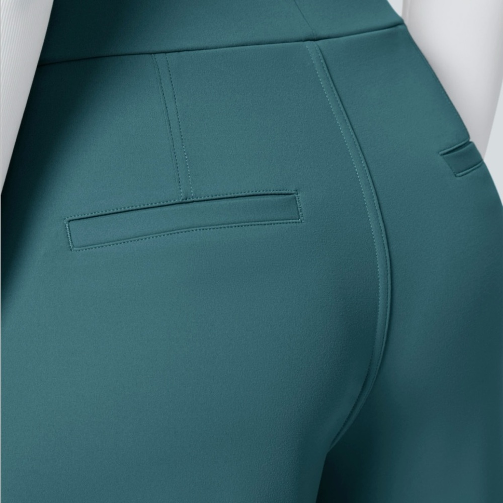 Halara Flex™ DayStretch High
Waisted Pocket Straight Leg Work Small - Picture 4 of 11